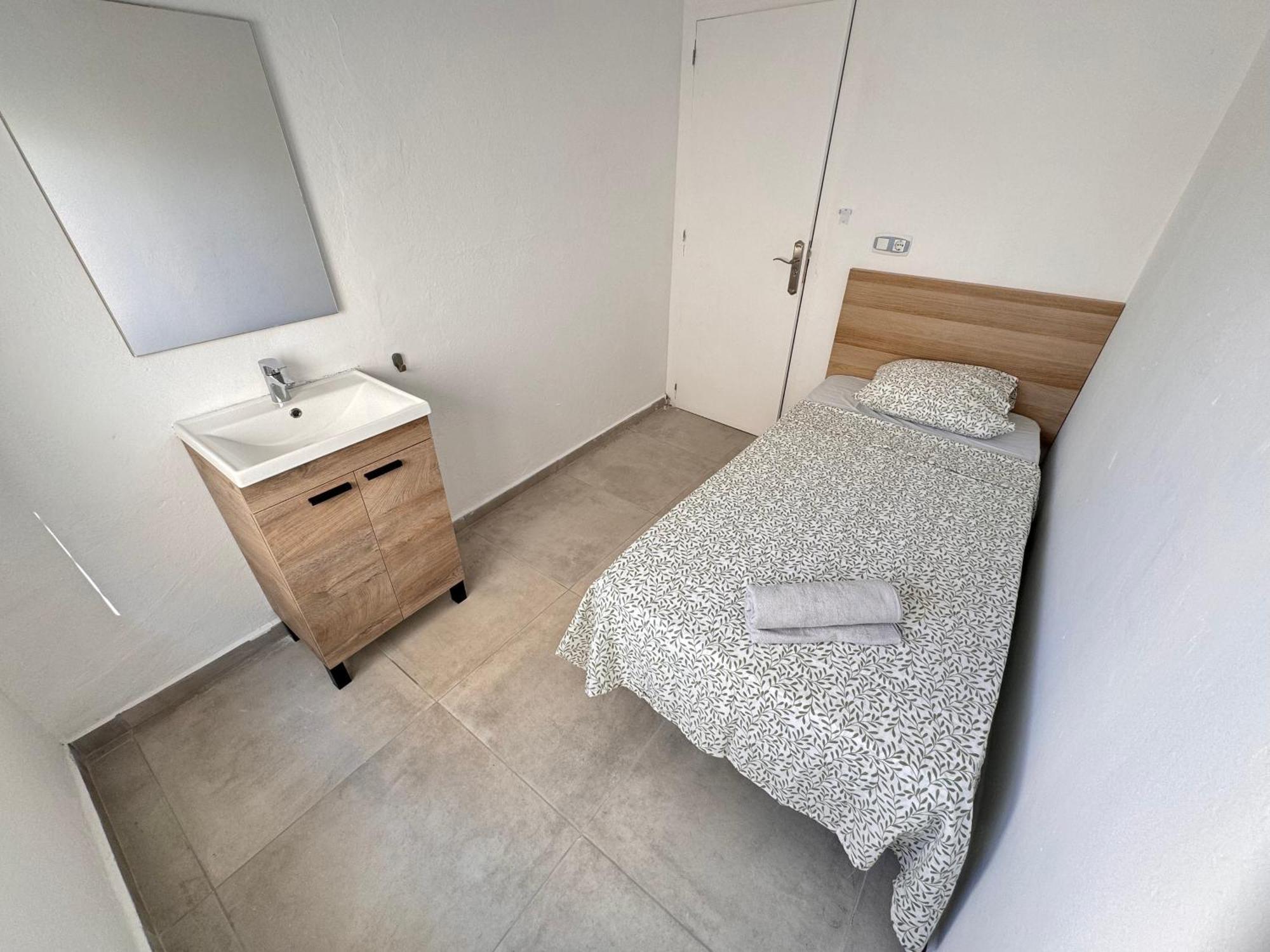 מלון Sant Antoni de Portmany Hostal Cisne מראה חיצוני תמונה