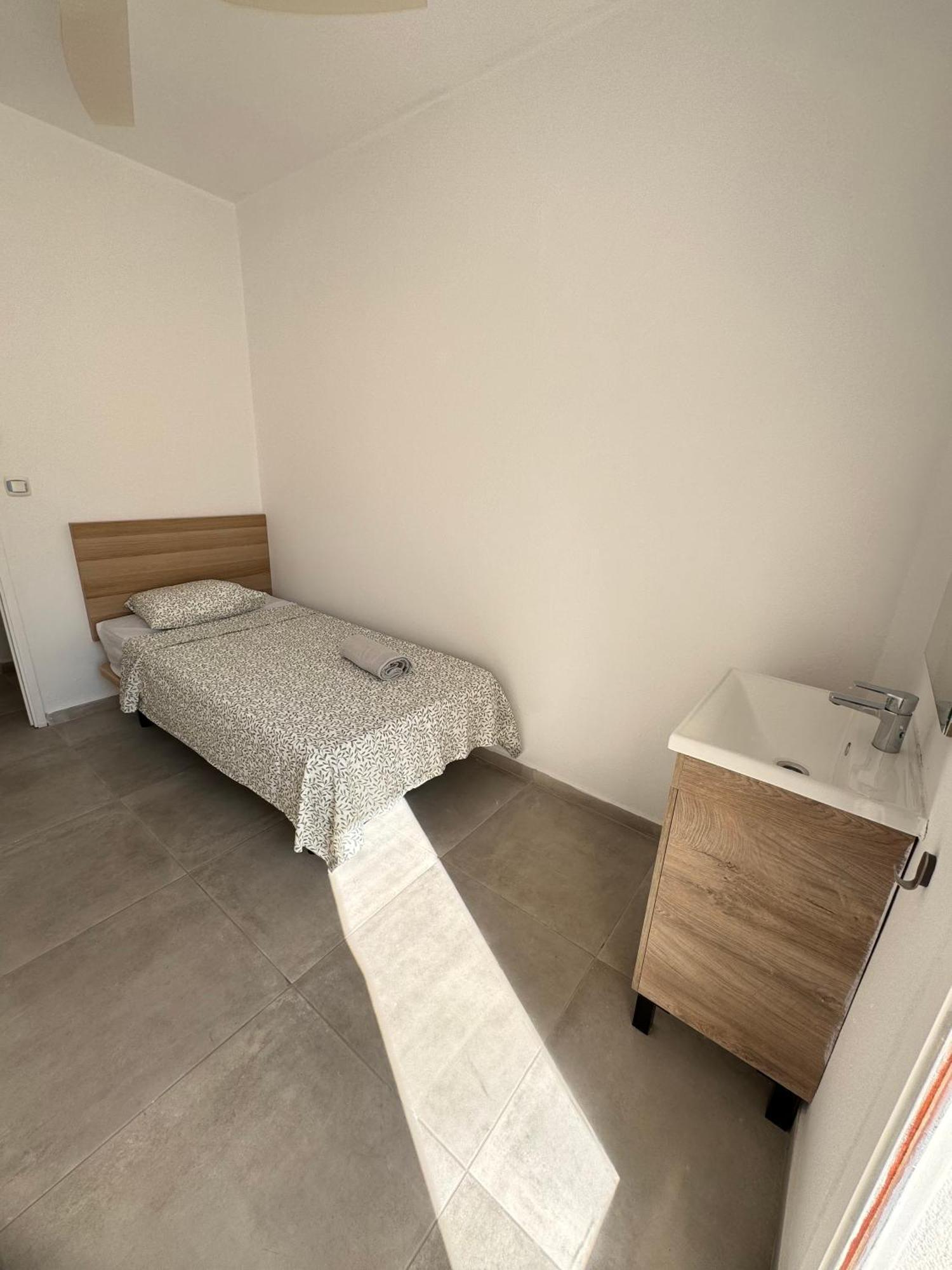 מלון Sant Antoni de Portmany Hostal Cisne מראה חיצוני תמונה