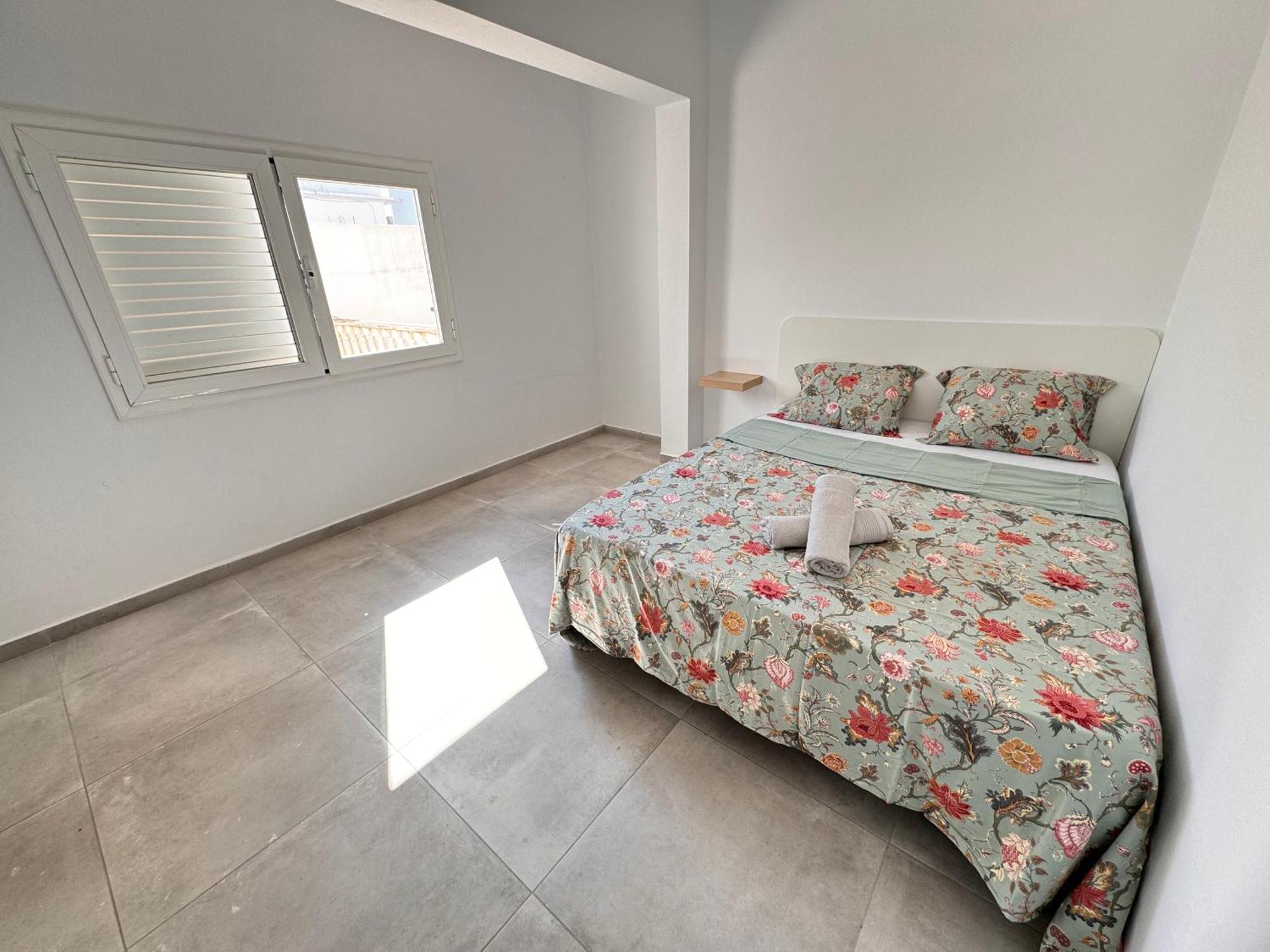 מלון Sant Antoni de Portmany Hostal Cisne מראה חיצוני תמונה